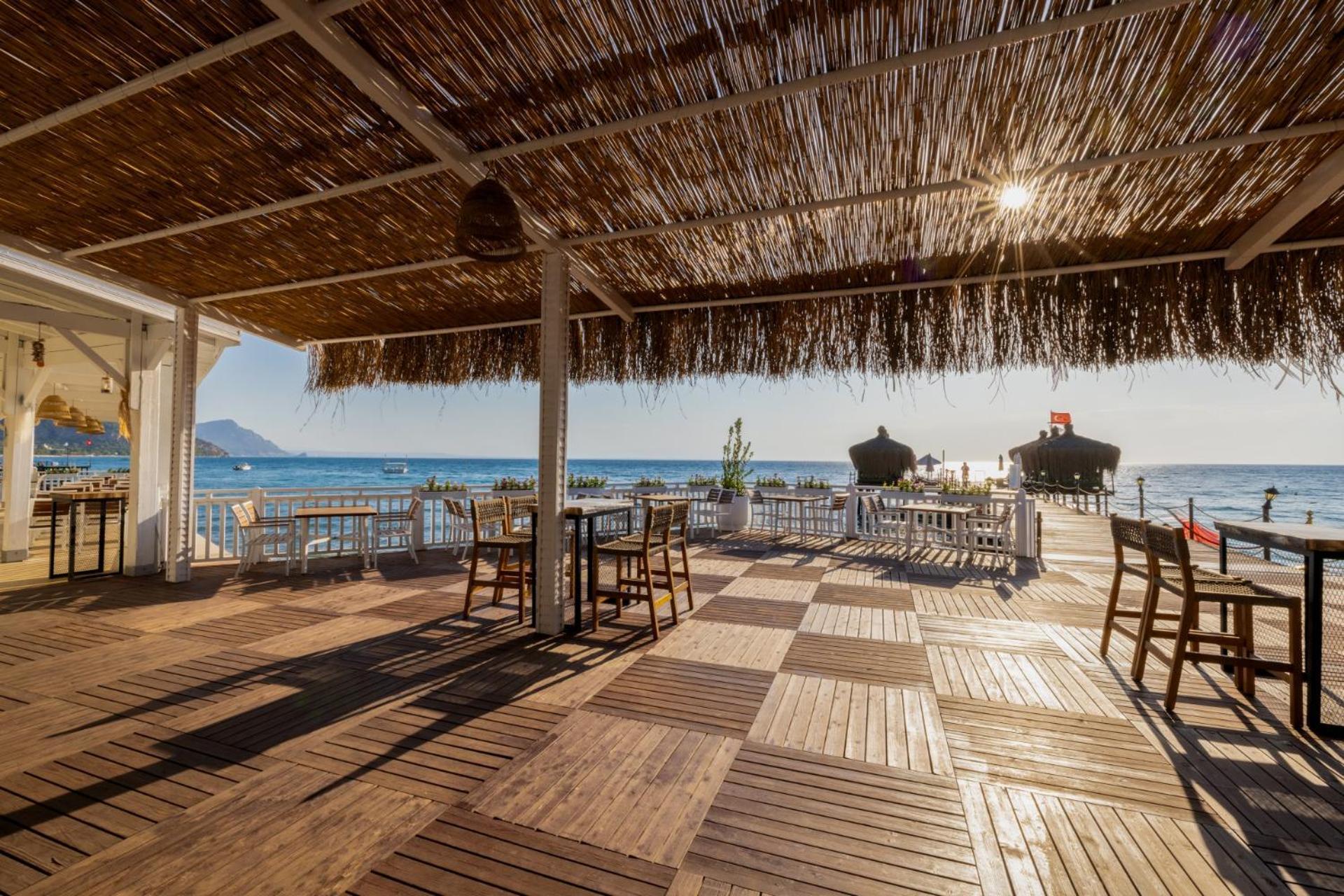 Crystal Flora Resort 5*