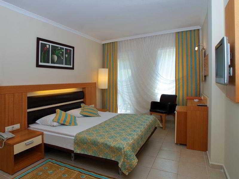 Resort Crystal Flora Beldibi (Kemer)