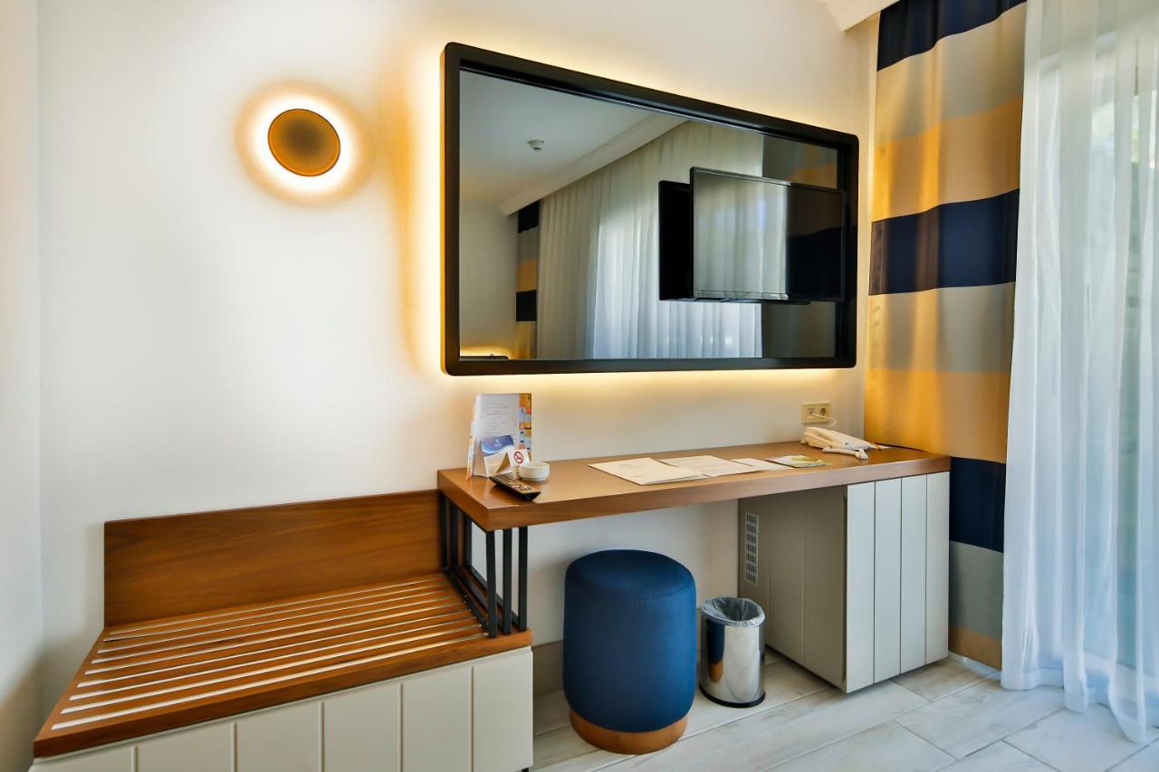 Resort Crystal Flora Beldibi (Kemer)