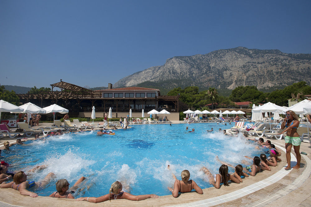 Crystal Flora Resort 5*
